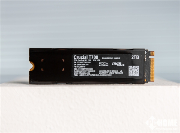 12GB/s极速狂飙 Crucial英睿达T700 PCIe 5.0 SSD评测