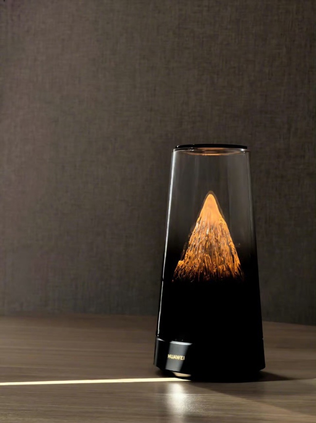 华为“日照金山”神秘新品曝光,余承东预热引网友热议 余承东晒出“日照金山”神秘新品,或为千元WiFi 7路由器