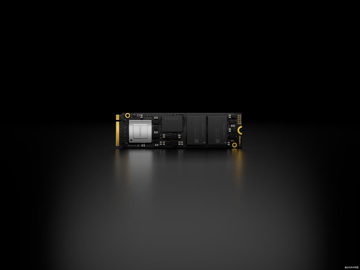 面对海量数据存储挑战，湖南天硕SSD固态硬盘如何为企业提供航天级可靠解决方案？