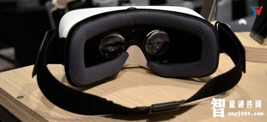 Gear_VR.jpg Gear_VR.jpg