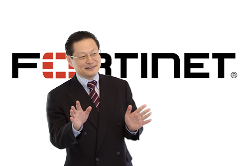 你跟他讲无线,他给你说安全,你跟他说安全,他笑了!