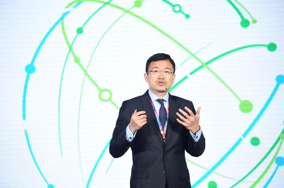 IBM:数据驱动 认知计算与区块链技术变革金融IT架构